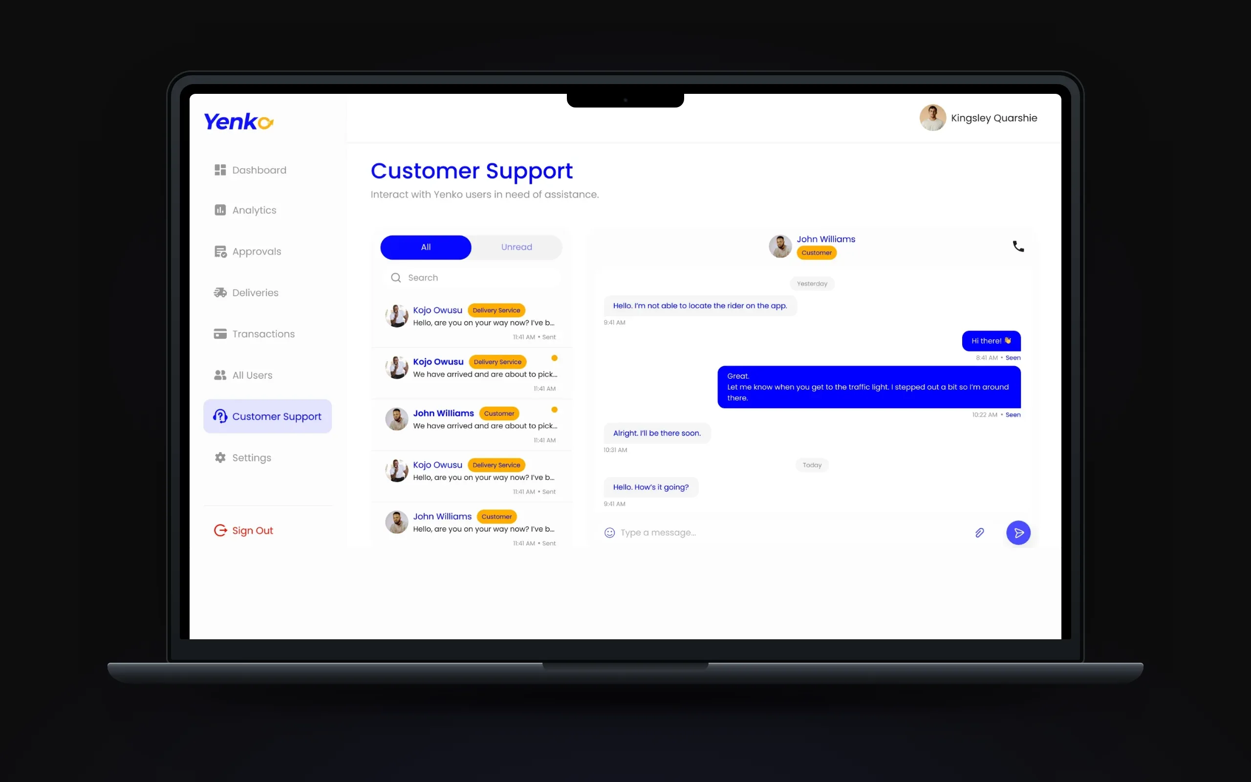 Two-pane support chat with Customer and Delivery Service role badges